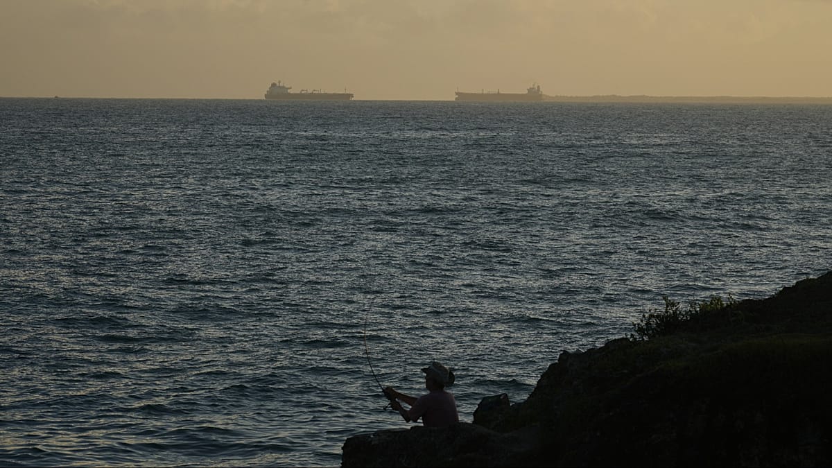 EUA preparam terreno para possível ação militar em Cuba