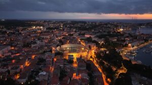 Festival de Luz Visualia transforma Pula com arte