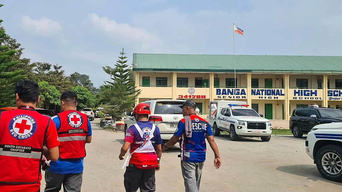 Tiroteio em escola nas Filipinas deixa três mortos