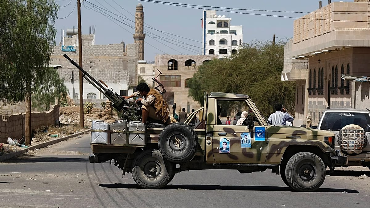 Arábia Saudita responde a ataque Houthis em instalações petrolíferas