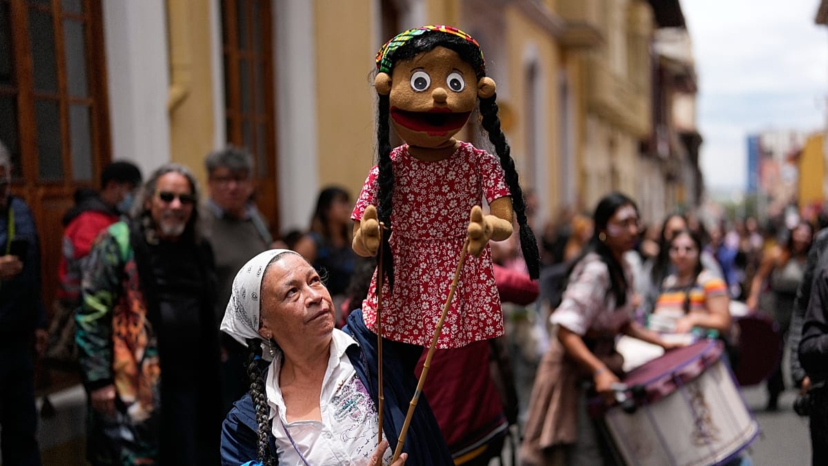 Protestos culturais na Colômbia: artistas contra cortes