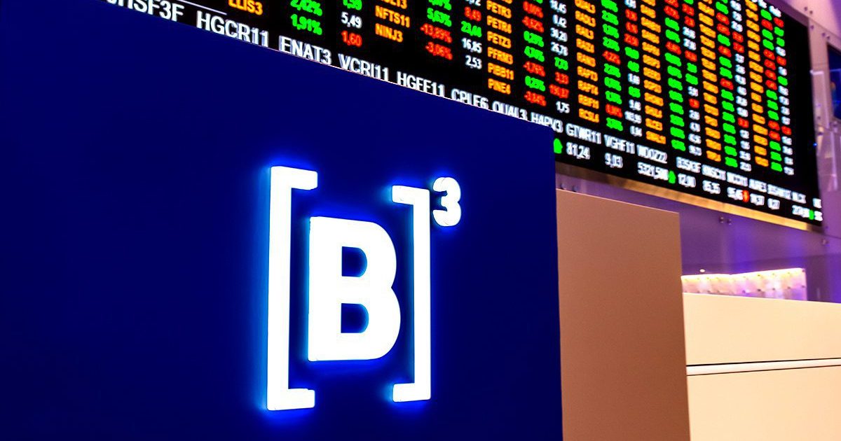 Ibovespa, juros e dólar fecham em alta após sessão volátil