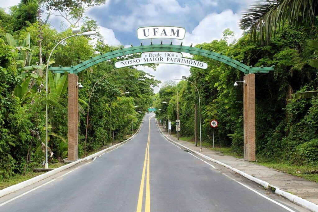 Mestrado UFRJ para servidores do AP: convênio