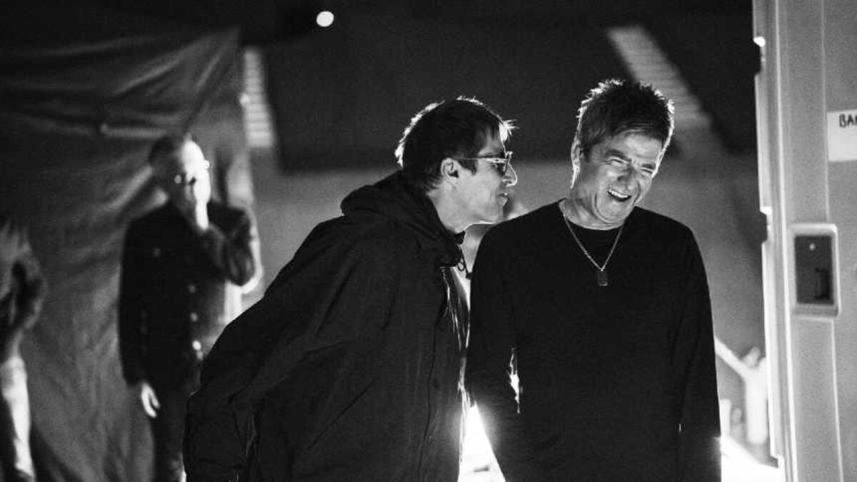 Documentário do Oasis revela reconciliação dos irmãos Gallagher