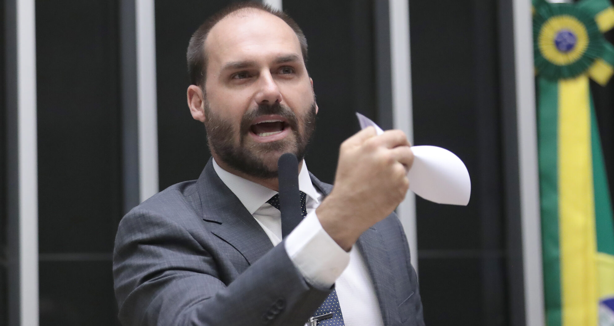 STF mantém condenação de Eduardo Bolsonaro por coação