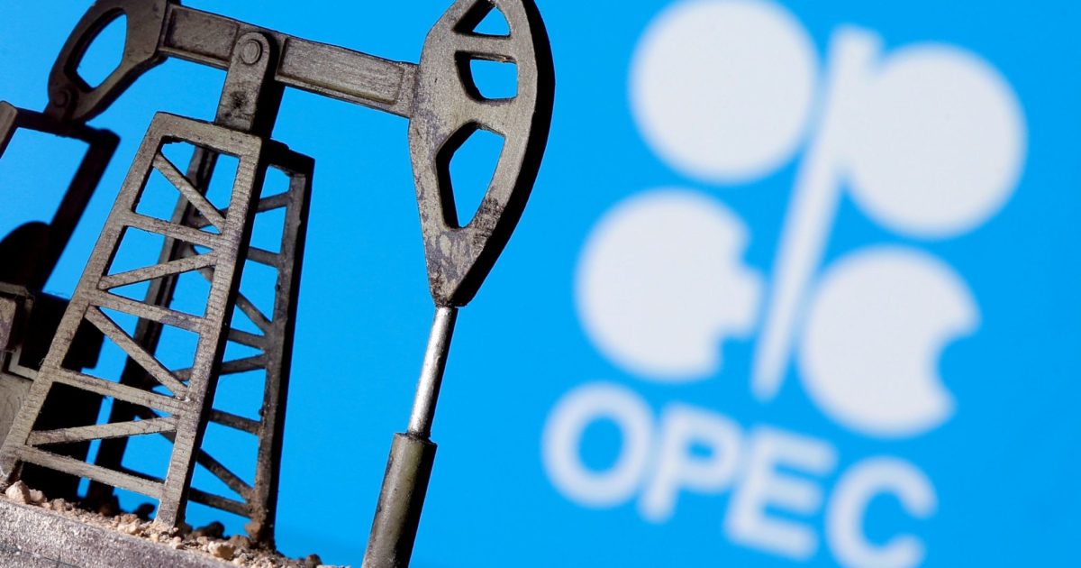 Opep+ mantém plano de produção de petróleo inalterado