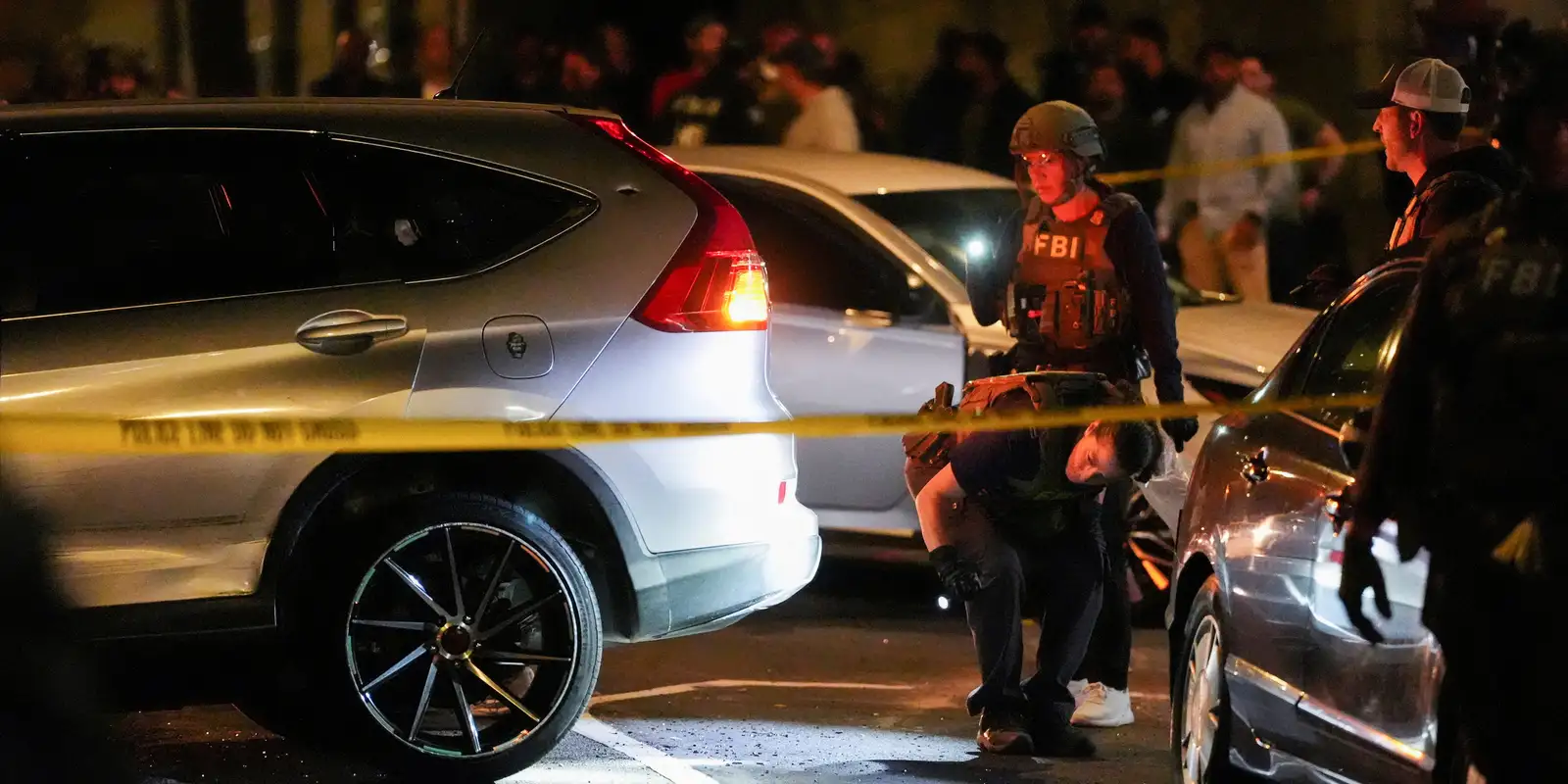 ICE atira em homem dentro de carro em Nova York