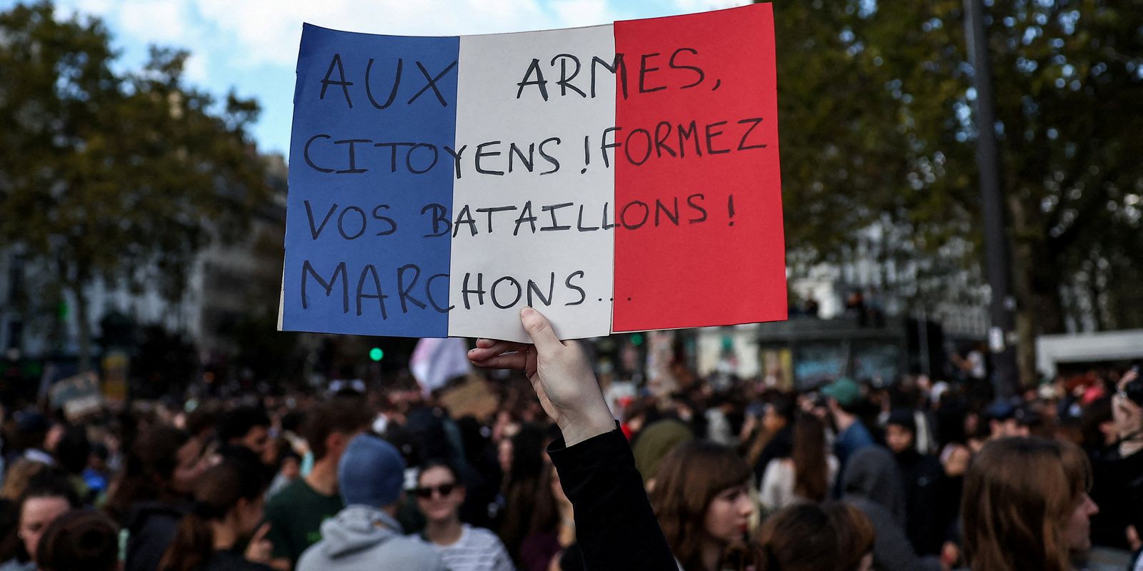 Protestos na França têm forte esquema de segurança