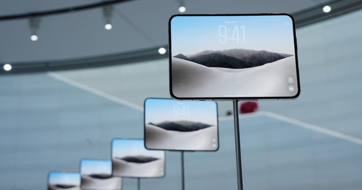 iPhone Duo esgota nas lojas da Apple em meio a forte demanda