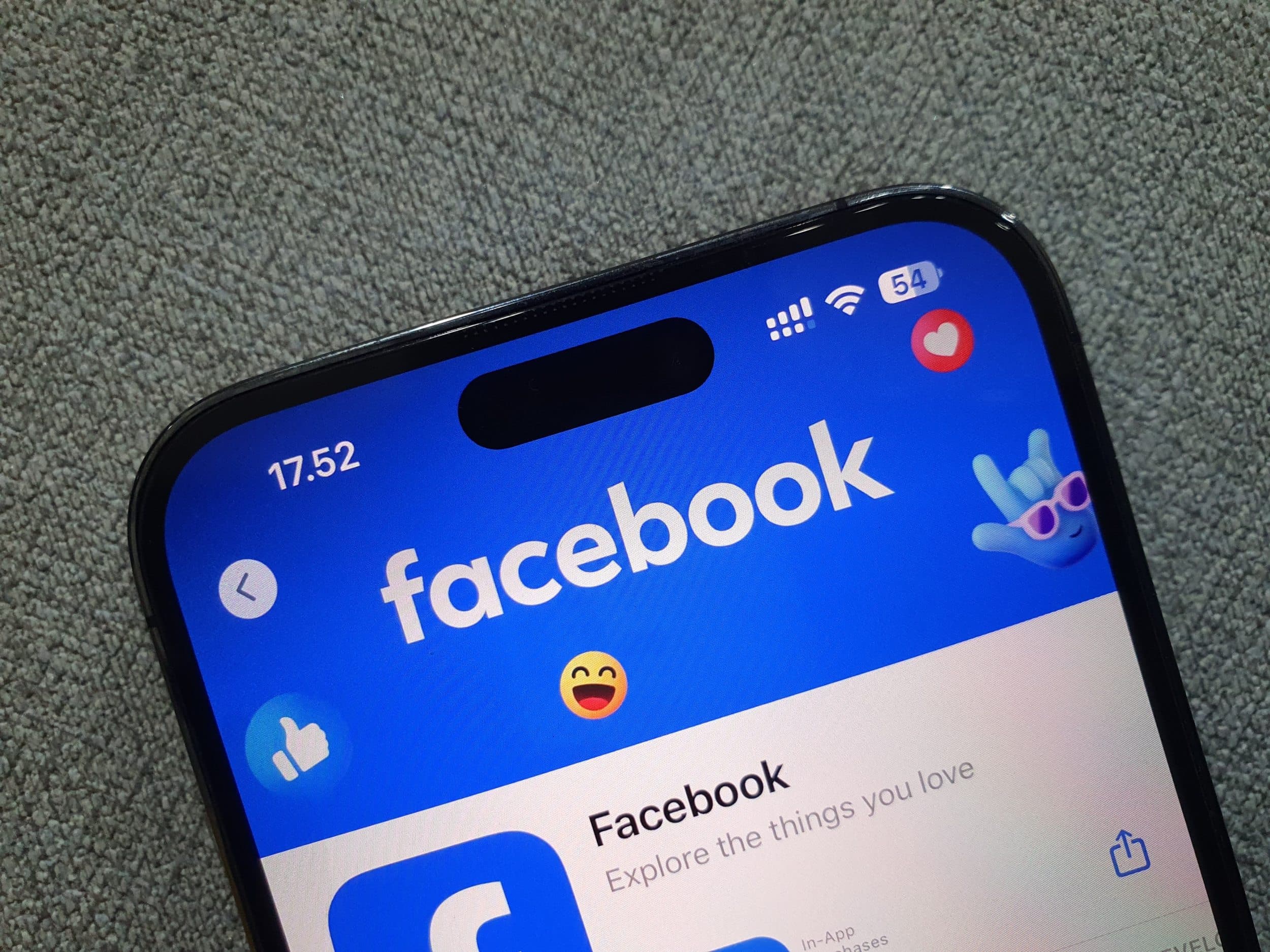 Facebook alerta para golpes de phishing